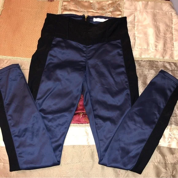 Mid rise Sateen Leggings from Guess - Picture 5 of 11